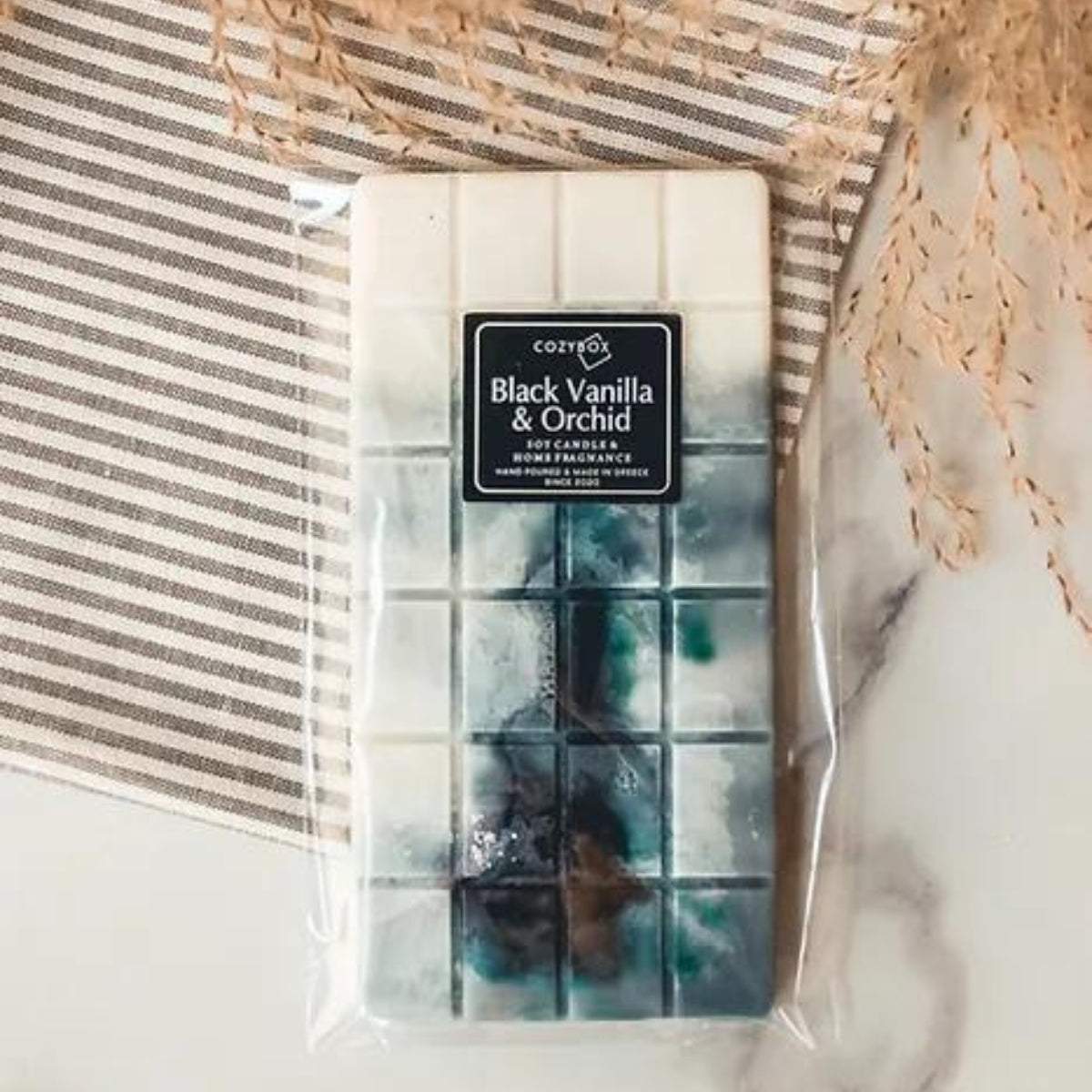 Cozybox Black Vanilla & Orchid Chocolate Bar Wax Melt από Κερί Eλαιοκράμβης