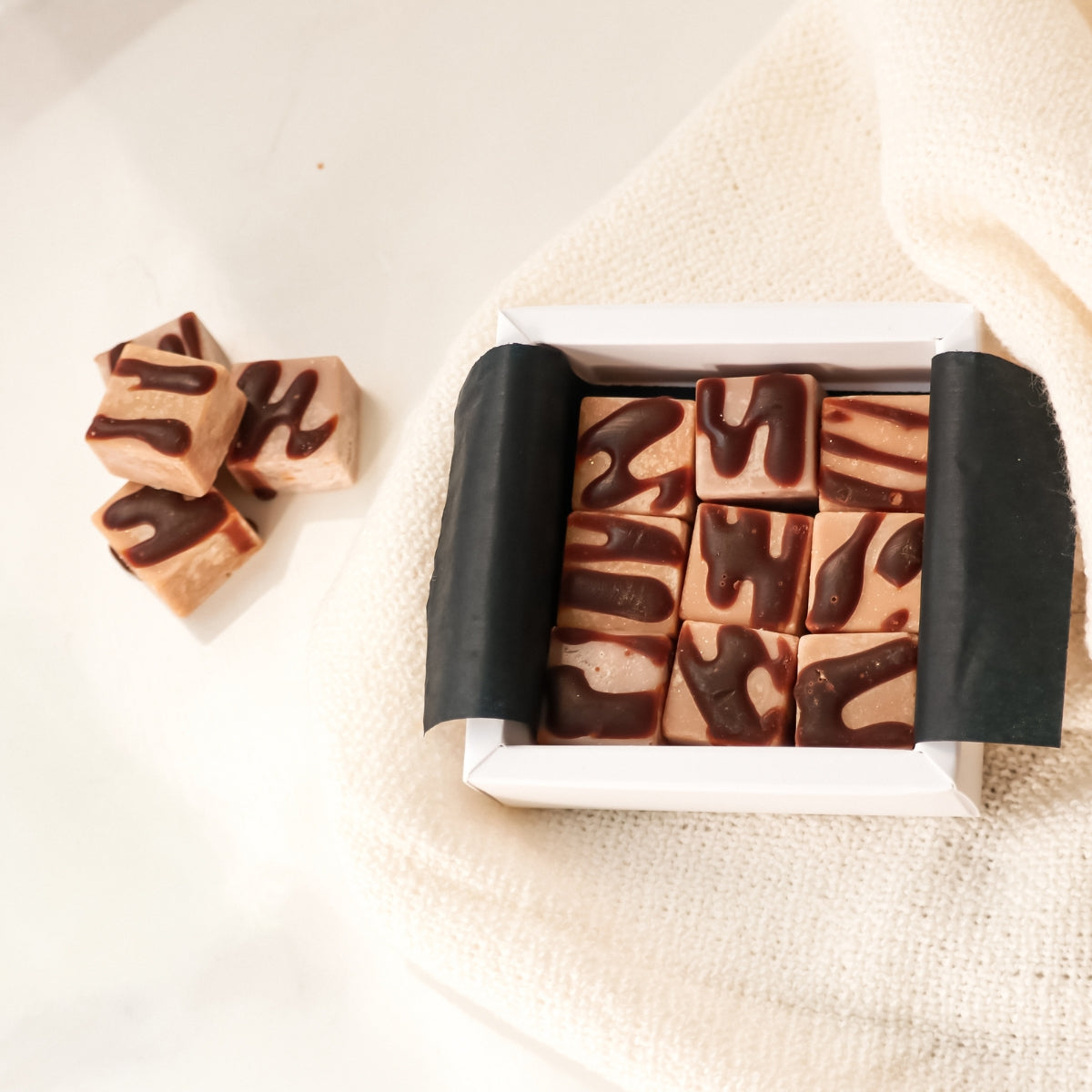 Cozybox Κυβάκια Wax Melts Cinnamon Roll από Κερί Eλαιοκράμβης
