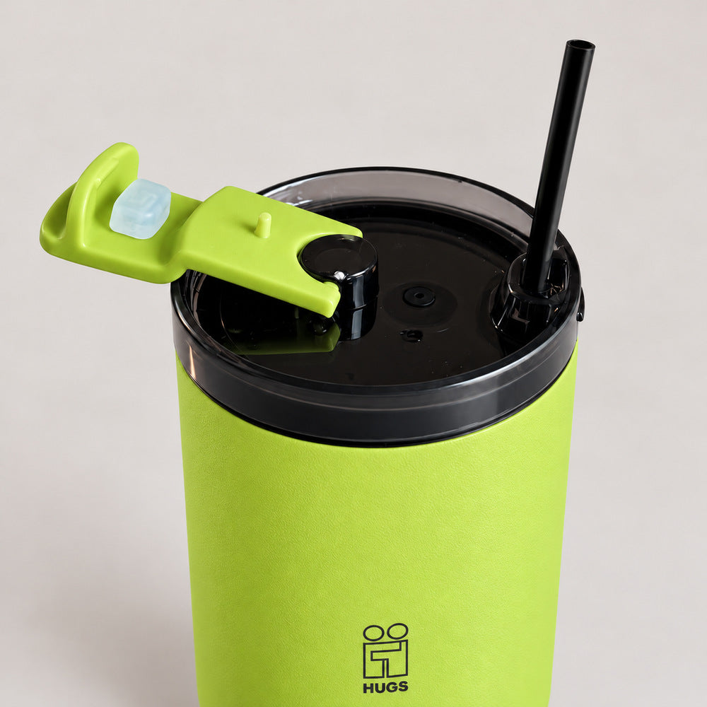 Hugs Zero Coffee Mug 350ml Lime Energy, το δεύτερο καπάκι με απλό καλαμάκι, παράδειγμα χρήσης