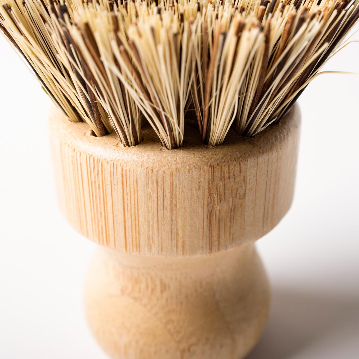 Minimal List Mini Bamboo Βούρτσα για Τρίψιμο Κατσαρολικών από Ίνες Κοκοφοίνικα & Σιζαλ